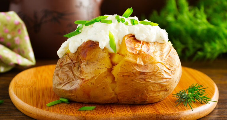 Healthy Baked-Potato Recipes to Maximize the Nutritional Benefits